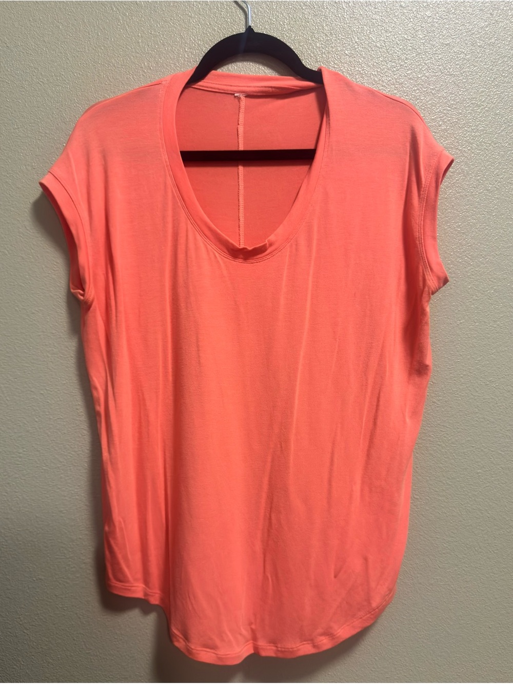 Women's Coral Short Sleeve V-Neck Top